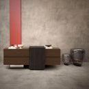 CREDENZA ACABADO DE MADERA Y PATA TRANSPARENTE