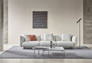SOFA ESTACIONARIO DE TRES ASIENTOS EN TELA BLANCA