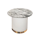 MESA LATERAL CON TOPE ESTILO MARMOL GRIS Y BASE ESTILO PIEL CREMA CON MARCO DORADO