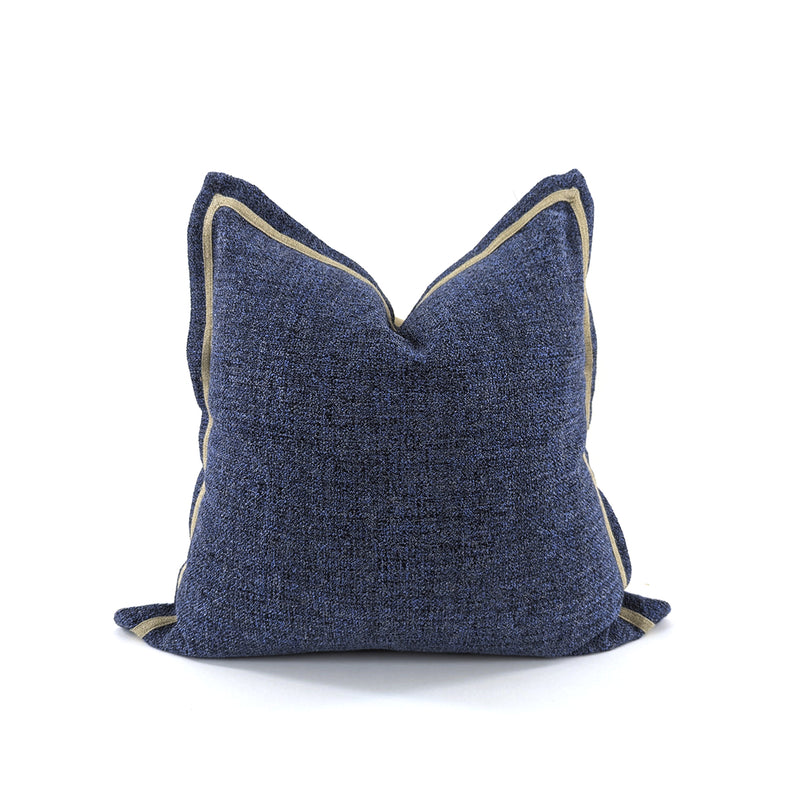 CUSHION, BOUCLE LINEN ACCENT ON FLANGE COTTON BACK