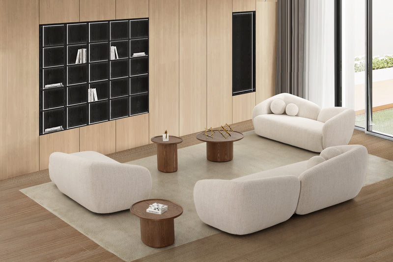 SOFA ESTACIONARIO DE CUATRO ASIENTOS EN TELA BLANCA