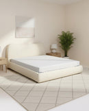 CAMA QUEEN EN TELA TEXTURIZADA BEIGE