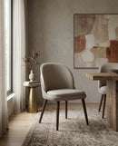 SILLA DE COMEDOR CON FRENTE DE PIEL BEIGE Y RESPALDO FRENTE DE PIEL GRIS Y PATAS ACABADO DE MADERA