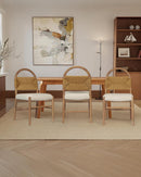 SILLA DE COMEDOR ACABADO DE MADERA Y TELA BEIGE