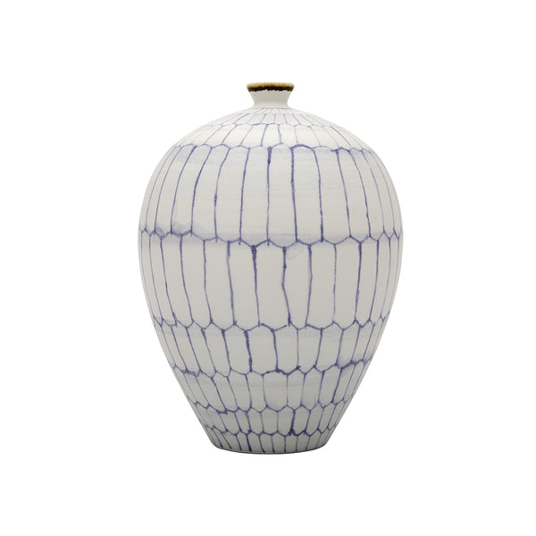 ***PORCELAIN VASE