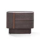 MESA DE NOCHE CON TOPE ESTILO MARMOL Y BASE ACABADO DE MADERA