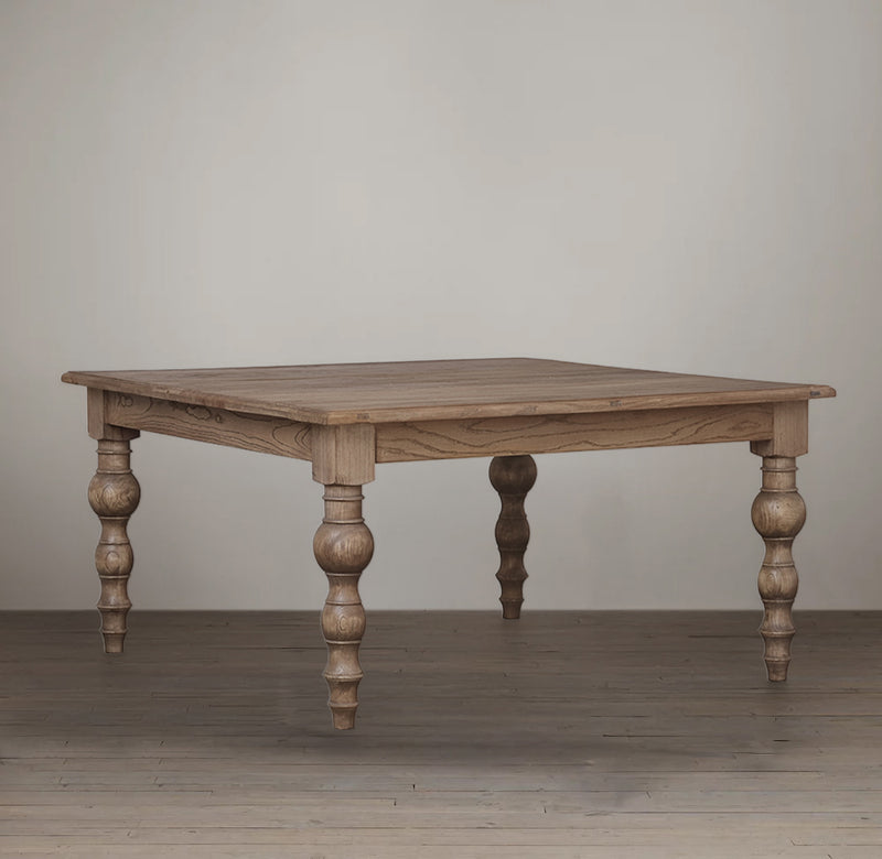 MESA DE COMEDOR ACABADO DE MADERA