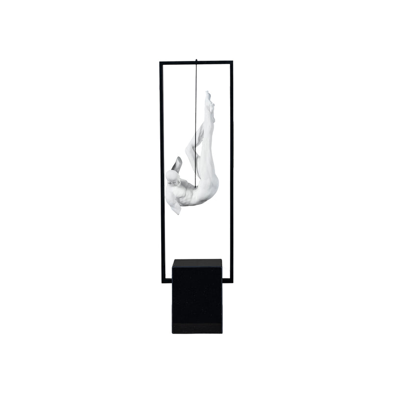 ESTATUA FIGURA MASCULINA