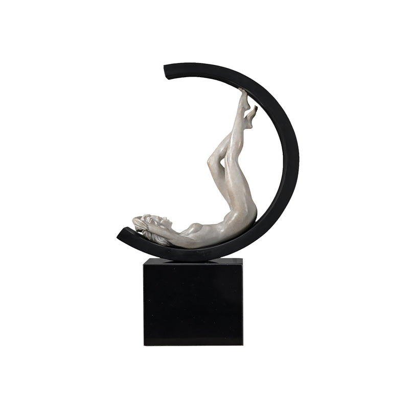 ESTATUA FIGURA FEMENINA