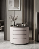 JOYERO CON FRENTE DE PIEL BEIGE Y TOPE DE VIDRIO NEGRO