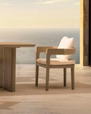 SILLA DE EXTERIOR EN TELA BEIGE Y MARCO GRIS
